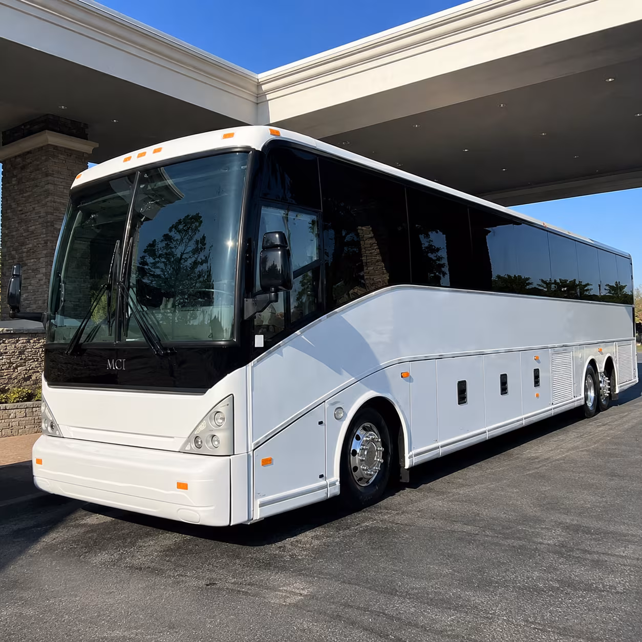 charter bus shuttle service to san angelo regional airport mathis field sjt